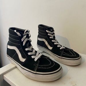 Vans Black and White